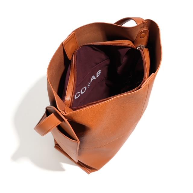 The Avery Tote