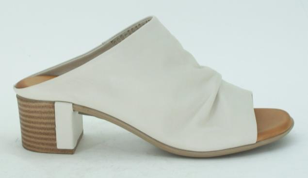 Serenade Leather Sandals