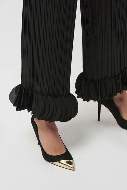 Wide Leg Pleated Pants