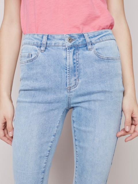 Back Zipper Detail Crop Jeans